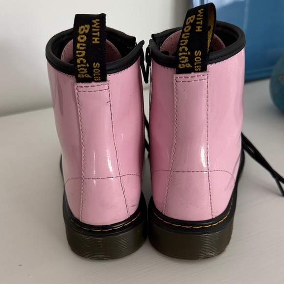Dr. Martens Glossy Pink Combat Boots Size 5 - Picture 3 of 10